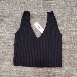 Elegant Black Ribbed Knit Crop Top